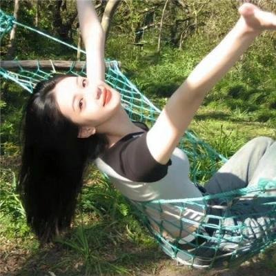 阳台上的女人们
